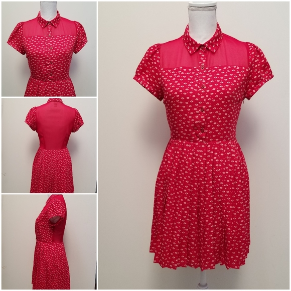 Forever21 Pleated Red & Cream Mini Dress - Picture 2 of 3